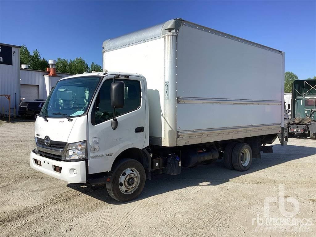 Hino 155 Lätta skåpbilar