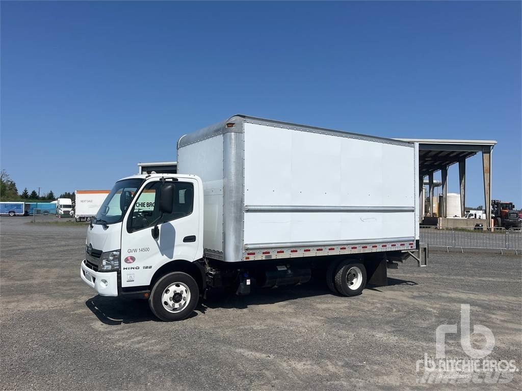 Hino 155 Lätta skåpbilar