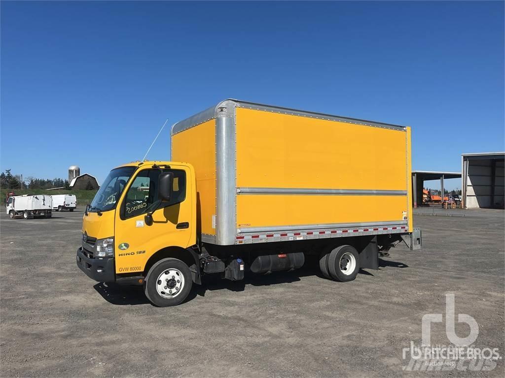 Hino 155 Lätta skåpbilar