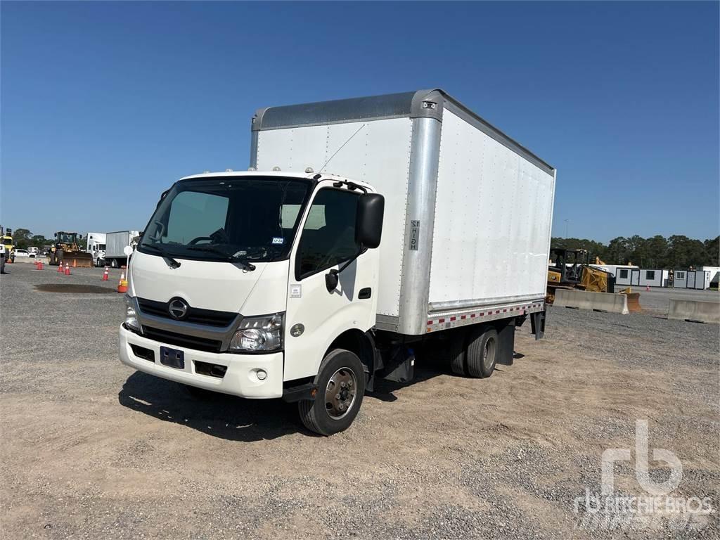 Hino 155 Lätta skåpbilar