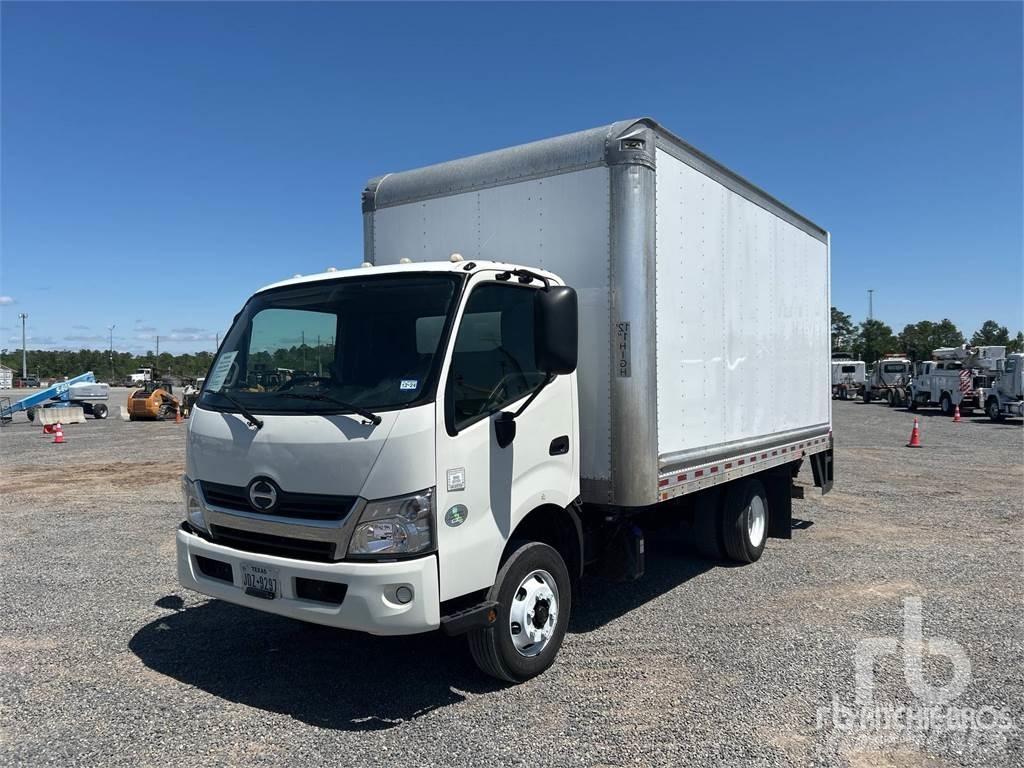 Hino 155 Lätta skåpbilar
