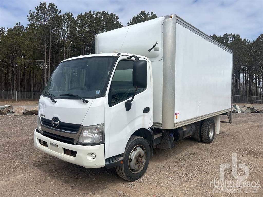 Hino 165 Lätta skåpbilar