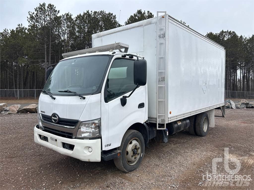 Hino 165 Lätta skåpbilar