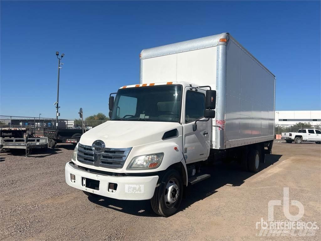 Hino 185 Lätta skåpbilar