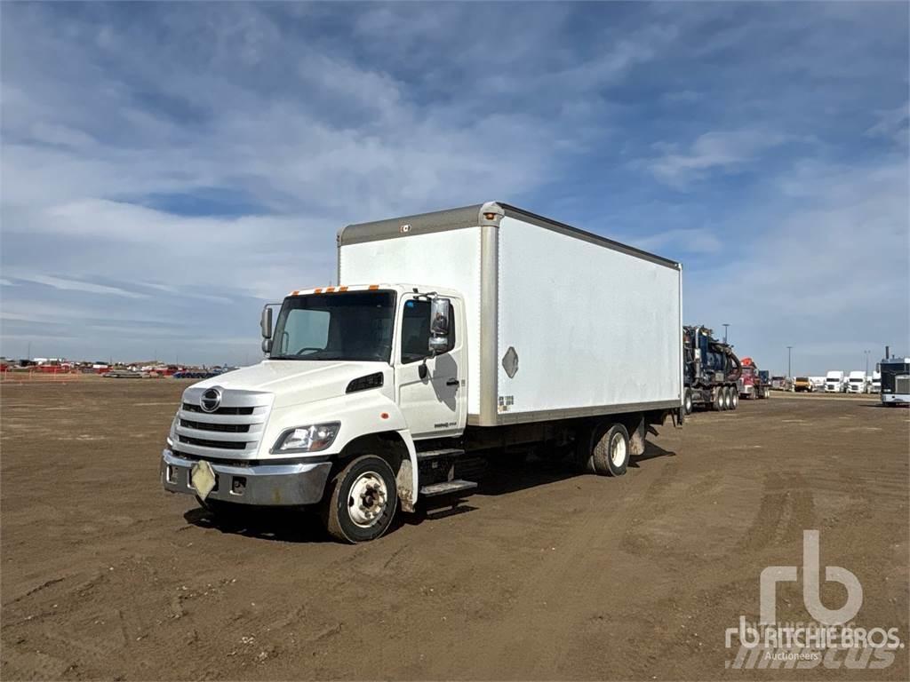 Hino 258 Lätta skåpbilar