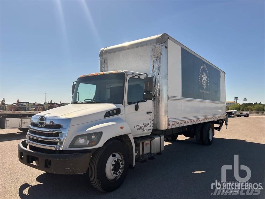 Hino 268 Lätta skåpbilar