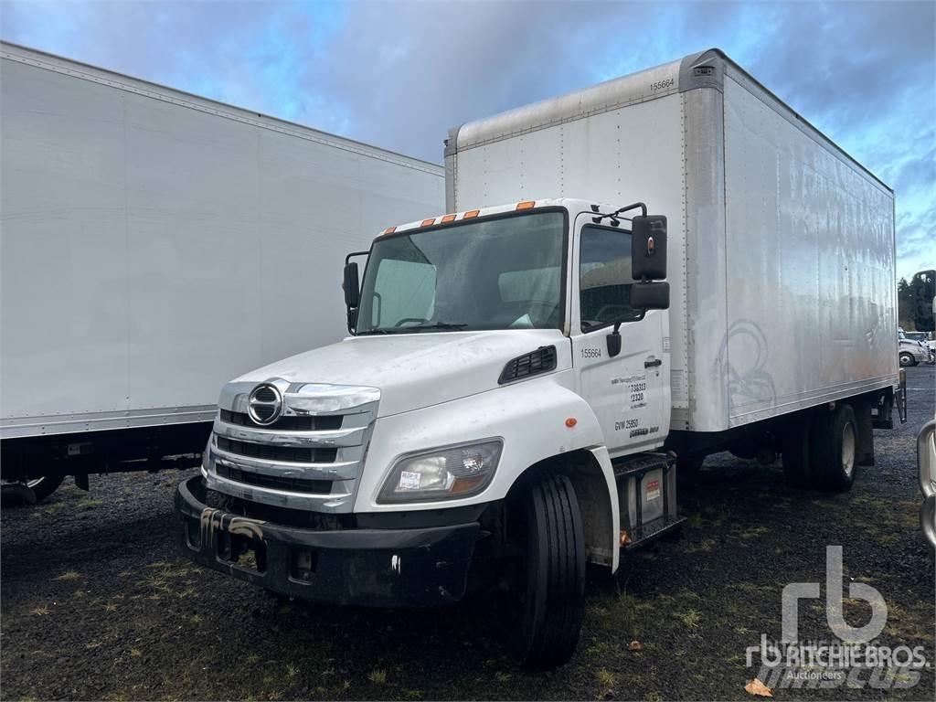Hino 268 Lätta skåpbilar
