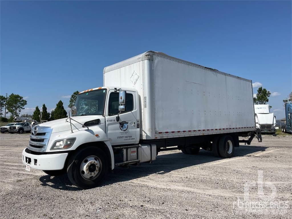 Hino 268 Lätta skåpbilar