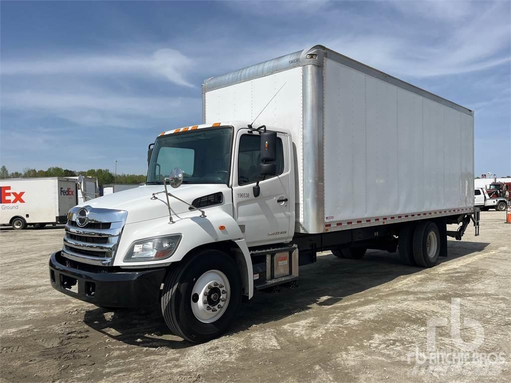 Hino 268 Lätta skåpbilar