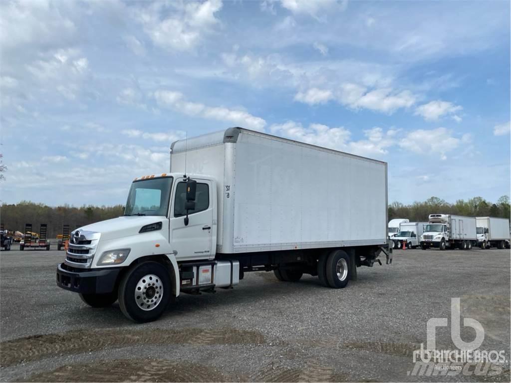 Hino 268 Lätta skåpbilar
