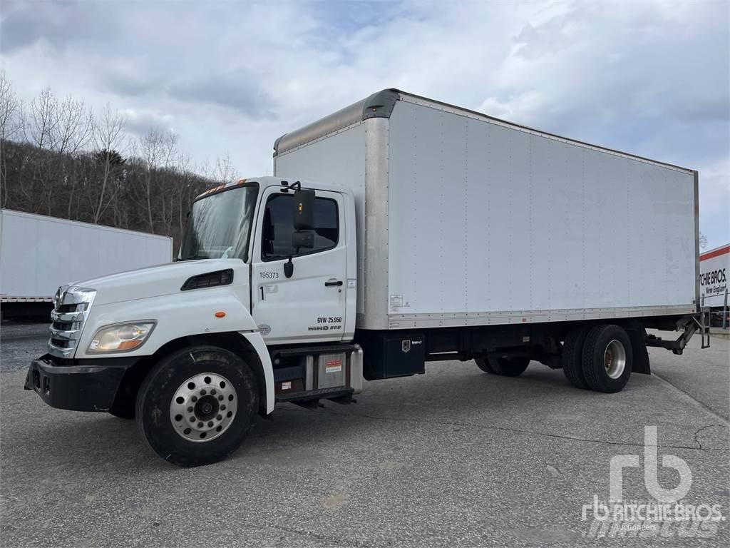 Hino 268 Lätta skåpbilar