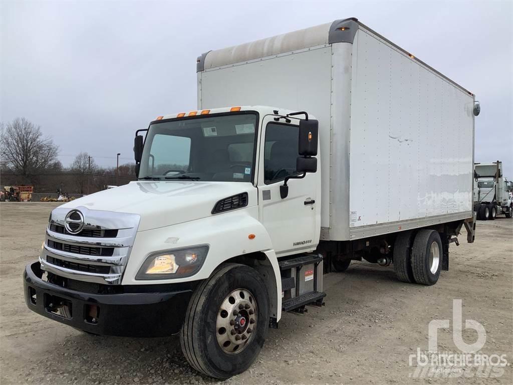 Hino 268 Lätta skåpbilar