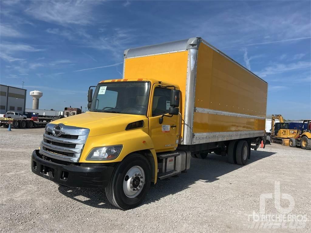 Hino 268 Lätta skåpbilar