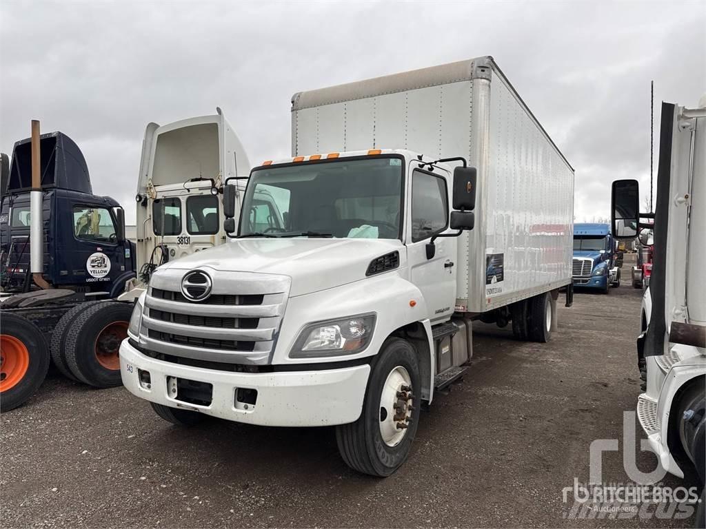 Hino 268 Lätta skåpbilar