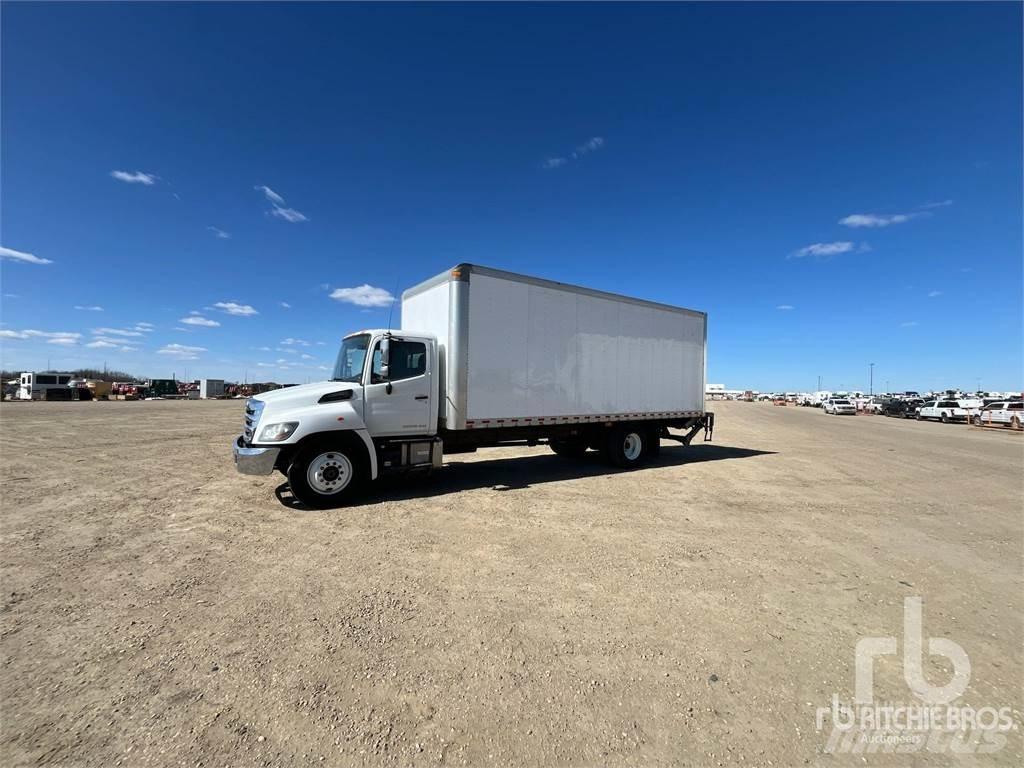 Hino 268 Lätta skåpbilar