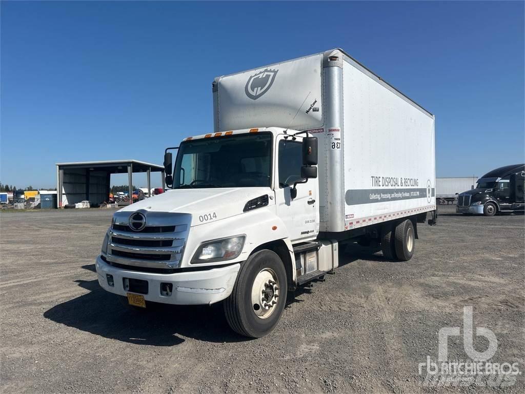 Hino 268 Lätta skåpbilar
