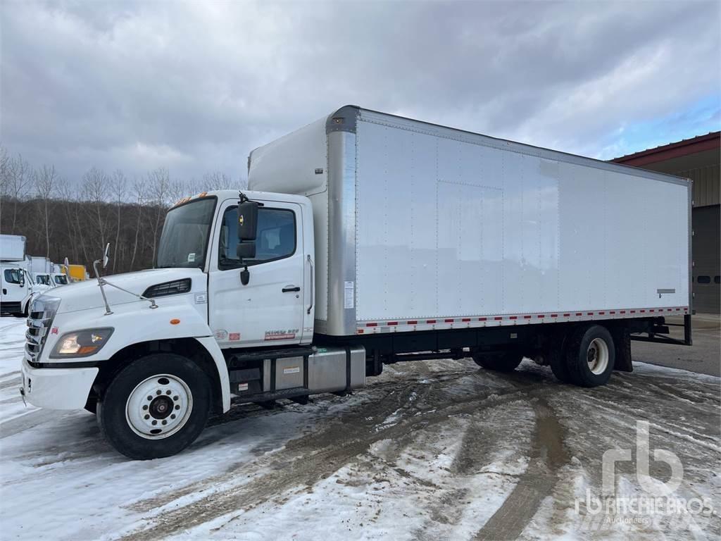 Hino 268 Lätta skåpbilar
