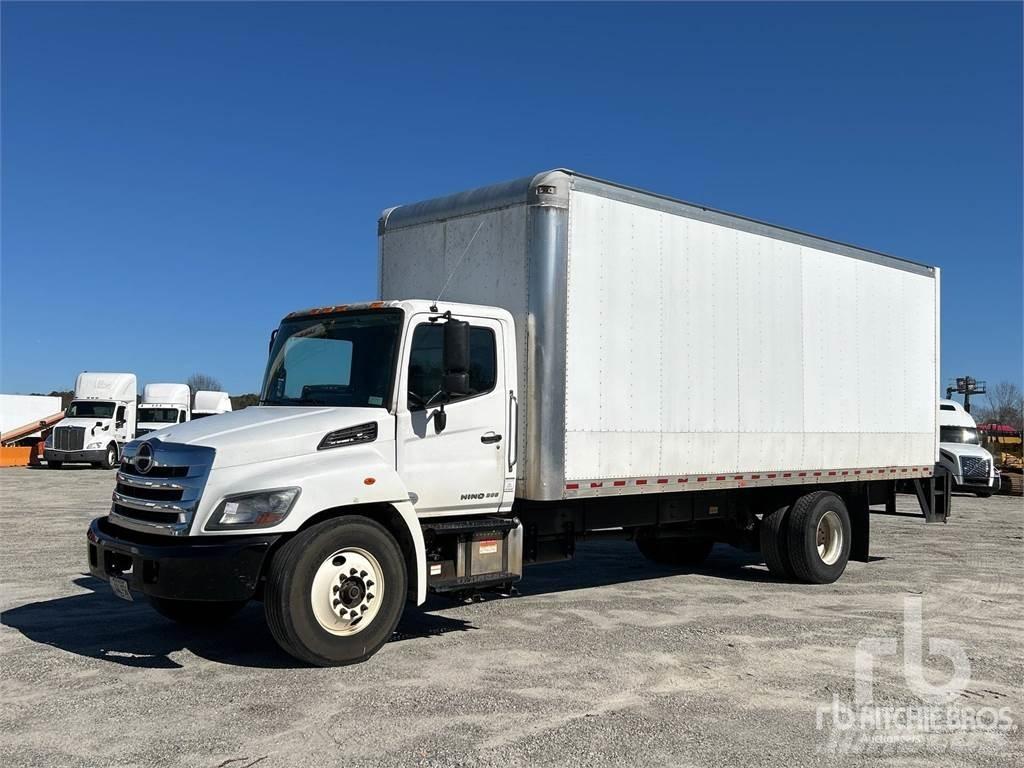 Hino 268 Lätta skåpbilar
