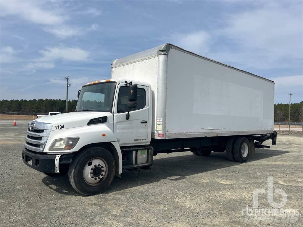 Hino 268 Lätta skåpbilar