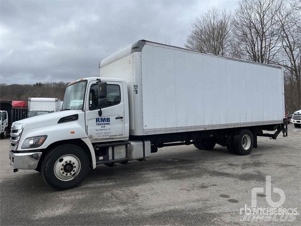 Hino 268 Lätta skåpbilar