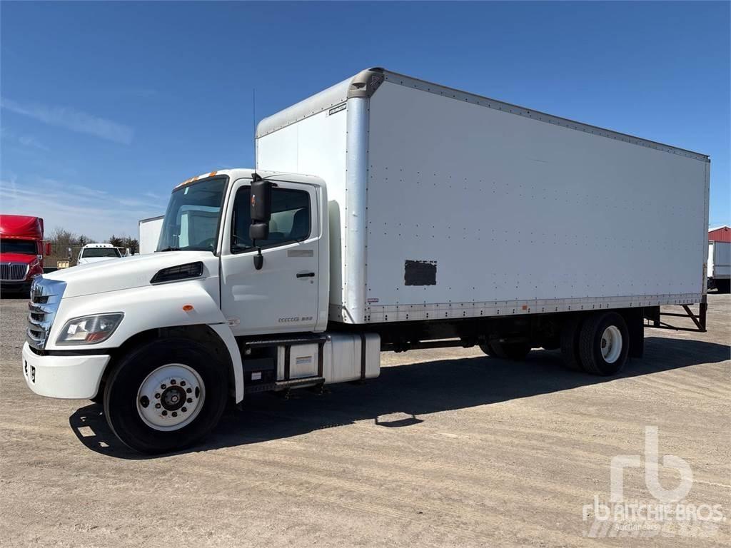 Hino 268 Lätta skåpbilar