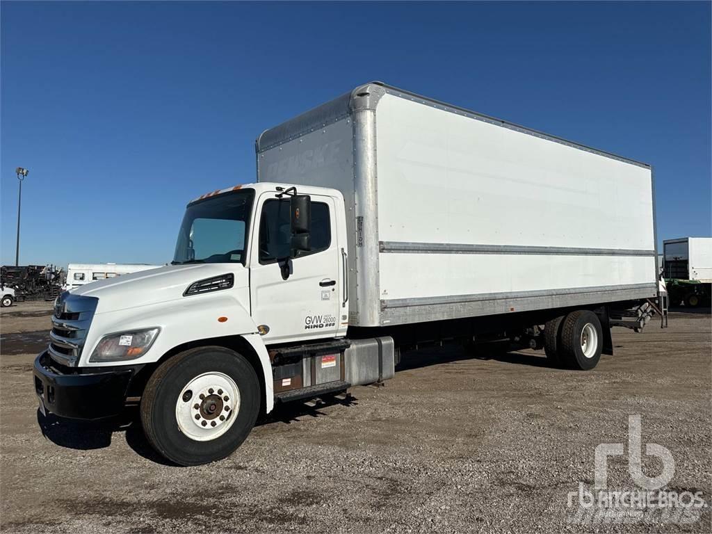 Hino 268 Lätta skåpbilar
