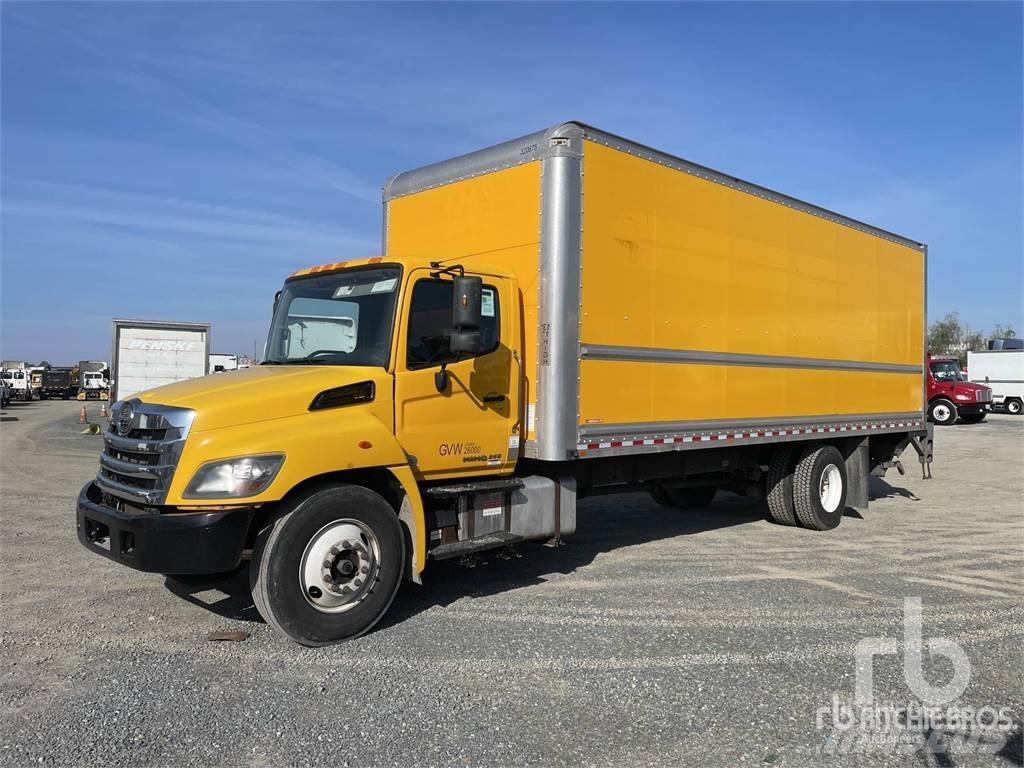 Hino 268 Lätta skåpbilar
