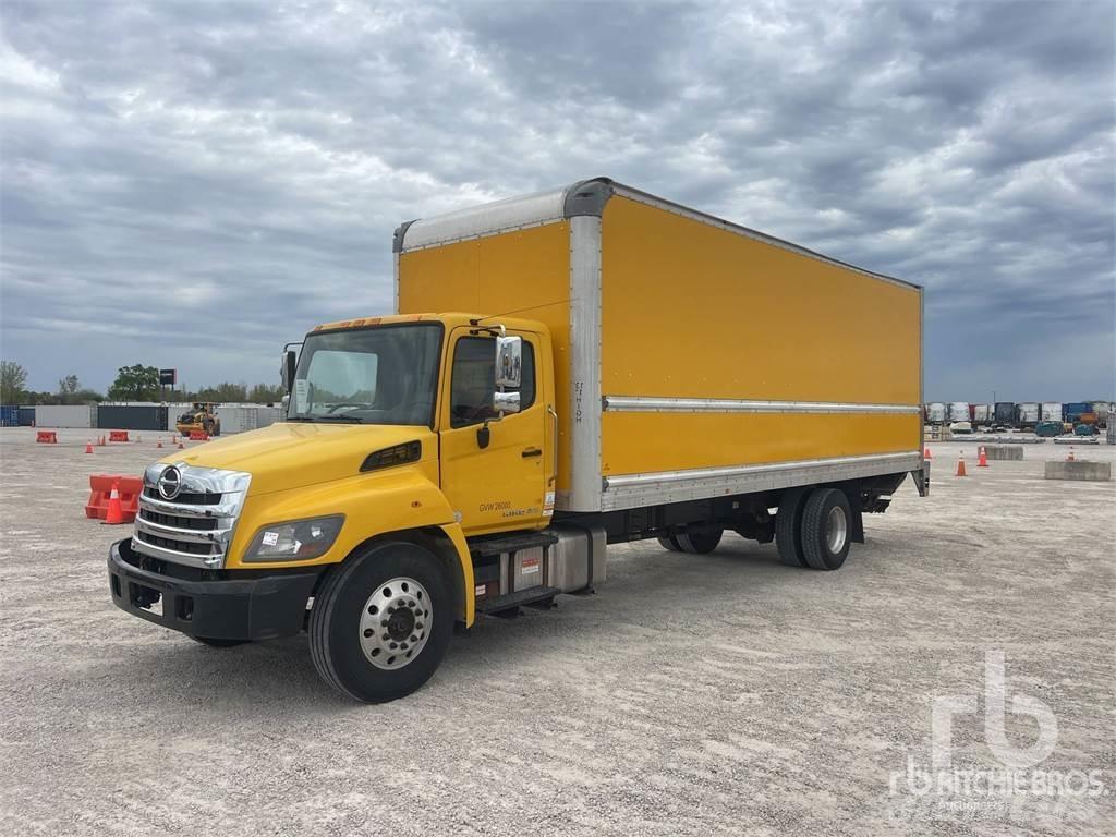 Hino 268 Lätta skåpbilar