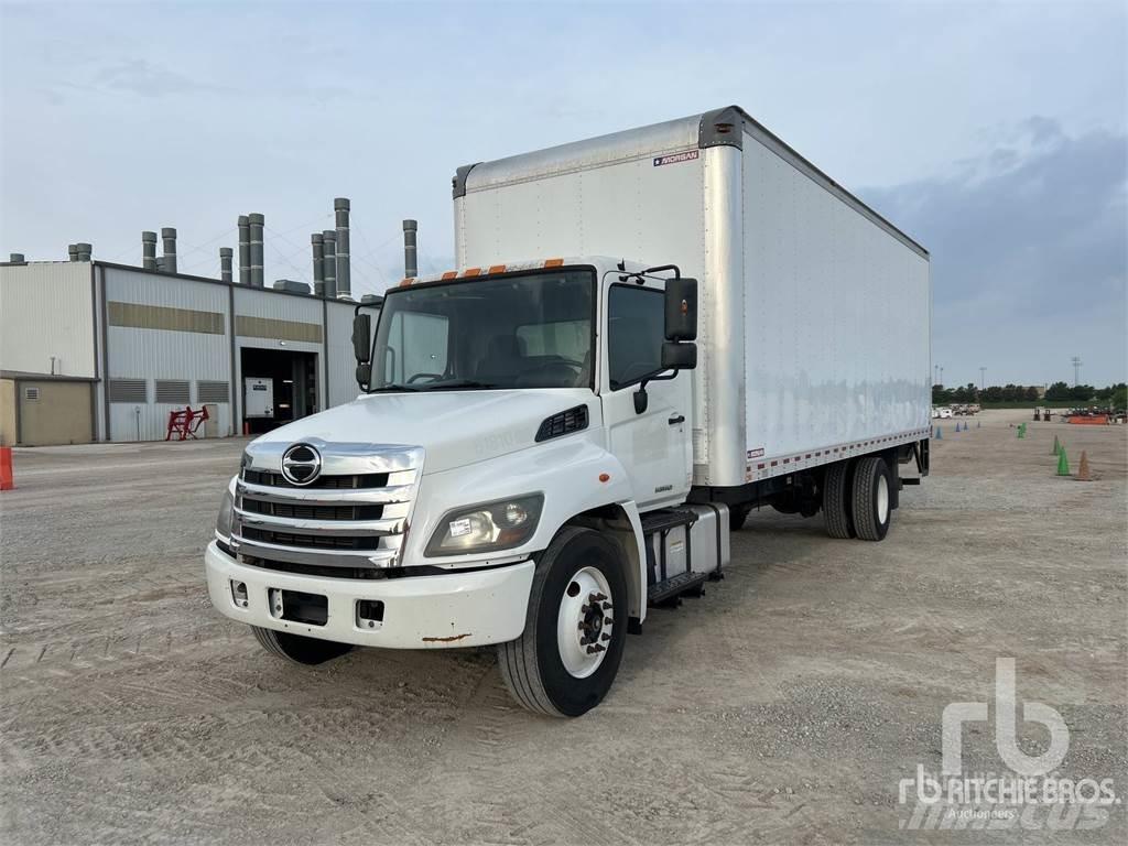 Hino 268 Lätta skåpbilar