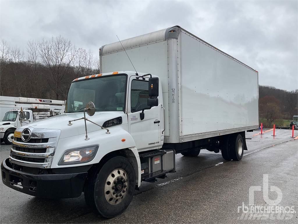 Hino 268 Lätta skåpbilar