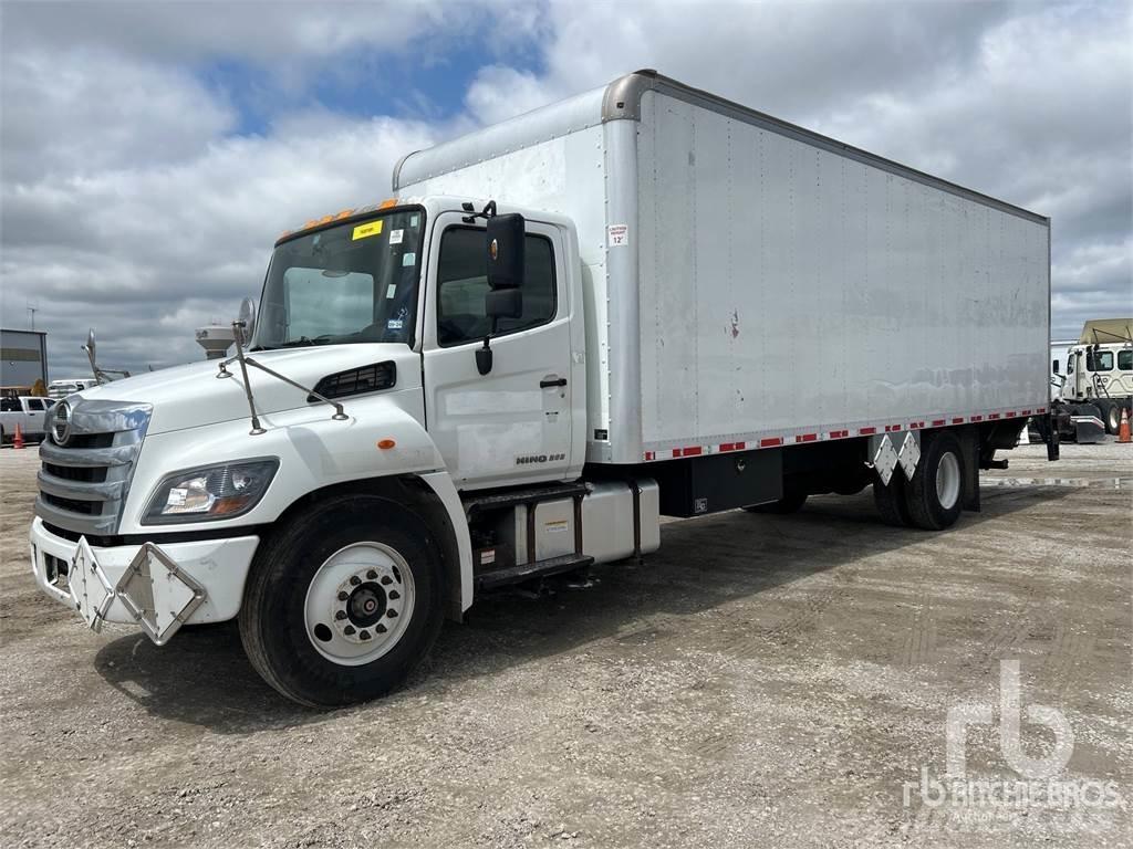 Hino 268 Lätta skåpbilar
