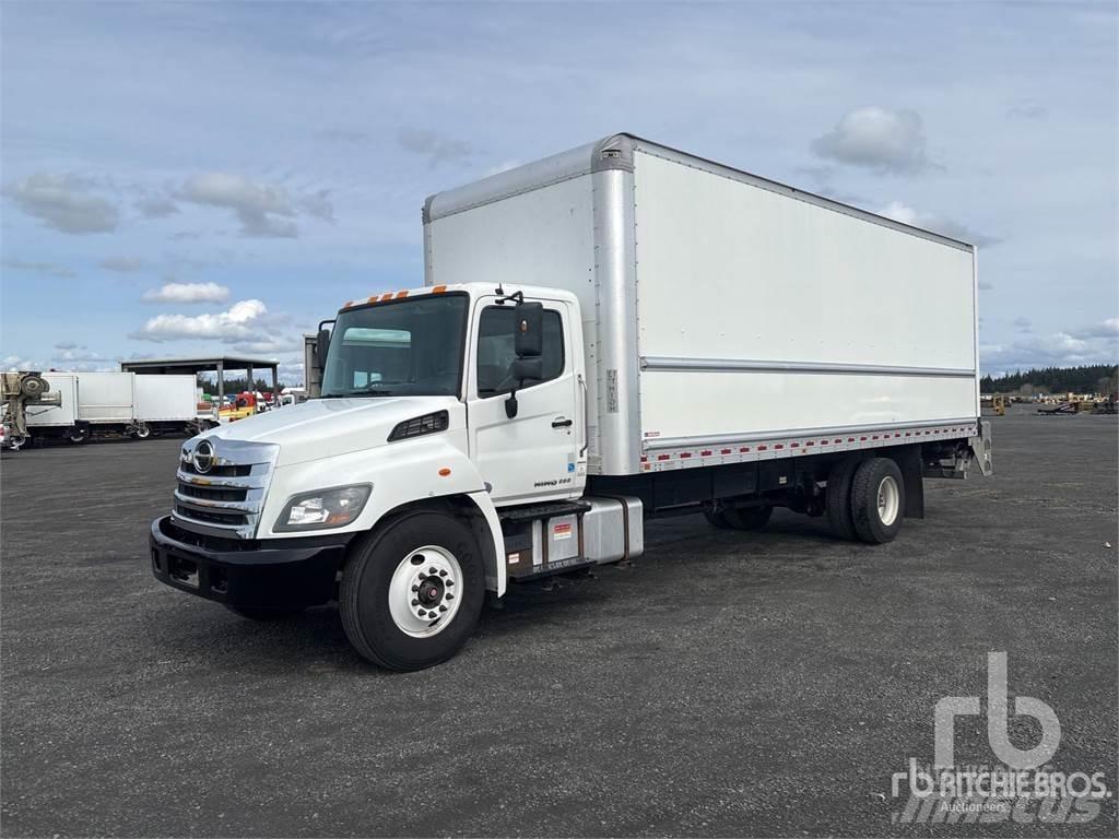 Hino 338 Lätta skåpbilar