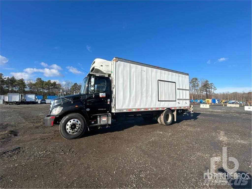 Hino 338 Skåp Kyl/Frys/Värme