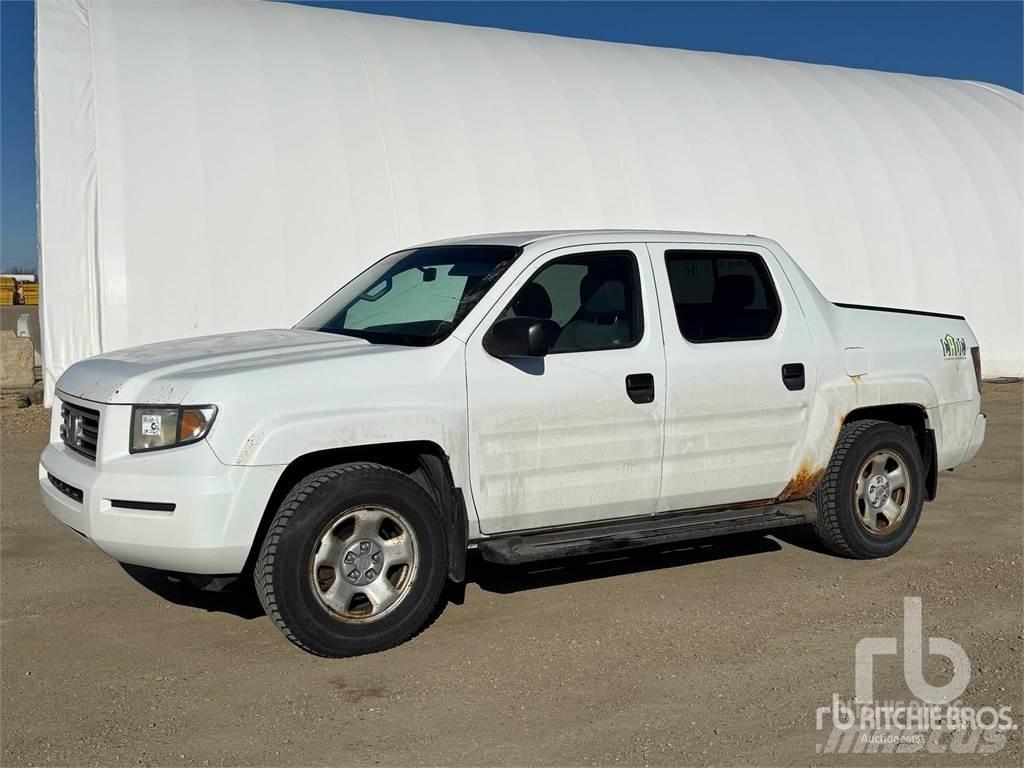 Honda RIDGELINE Flakbilar/Pickuper