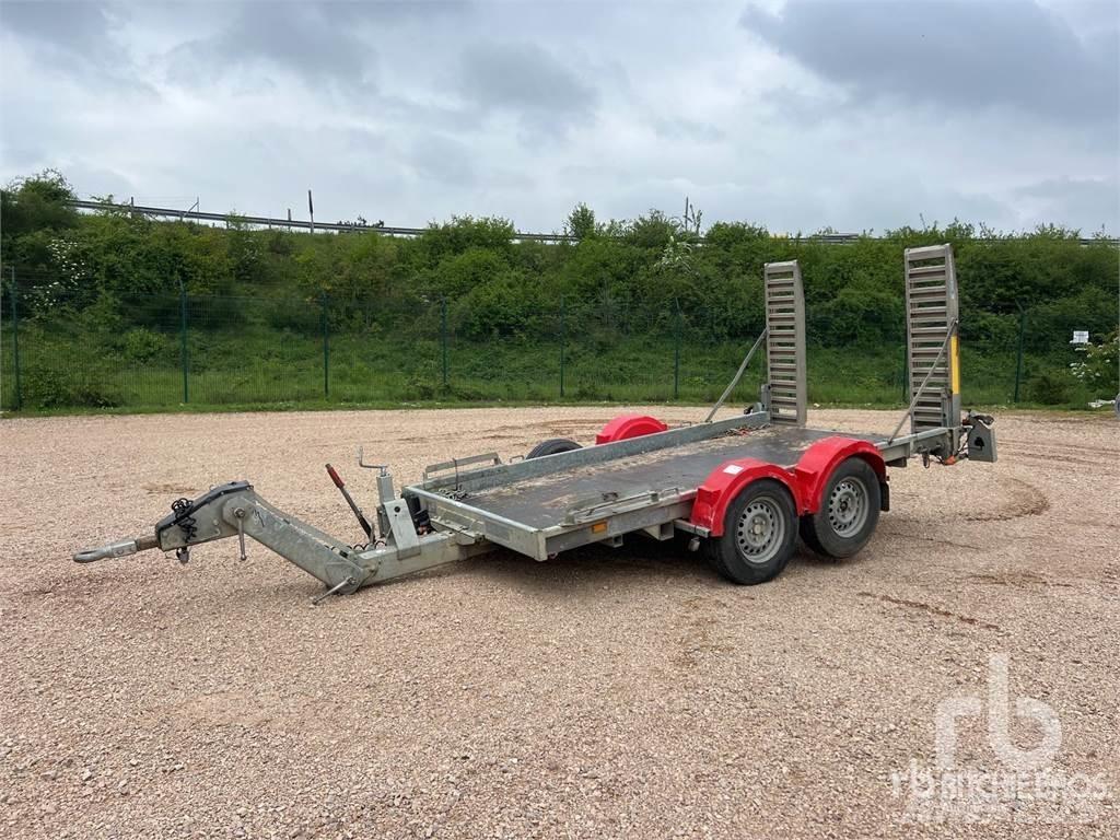 Hubiere H212L Maskintransporter
