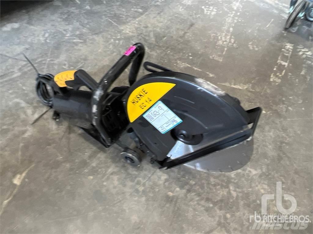 Huskie EC14 Övriga