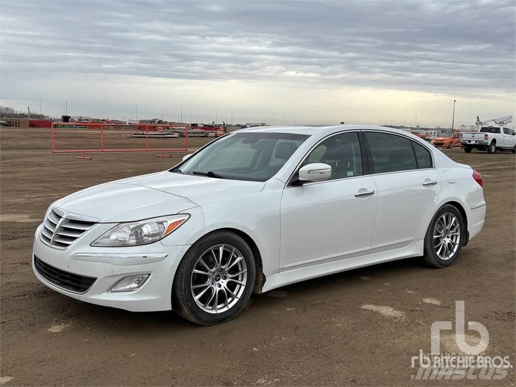 Hyundai GENESIS Personbilar