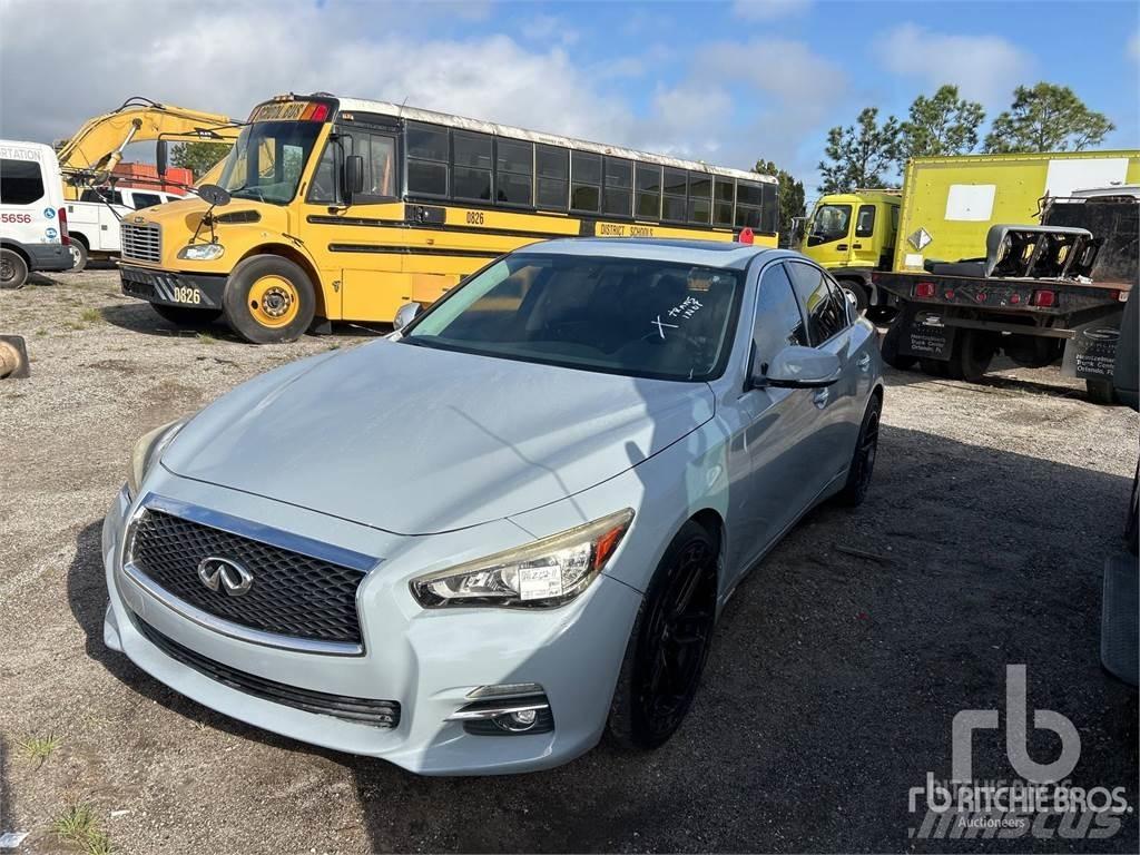 Infiniti Q50 Personbilar