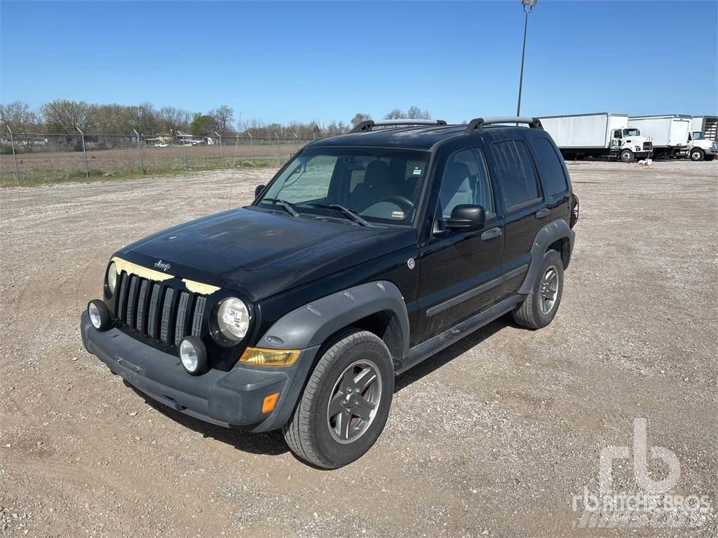 Jeep LIBERTY Flakbilar/Pickuper