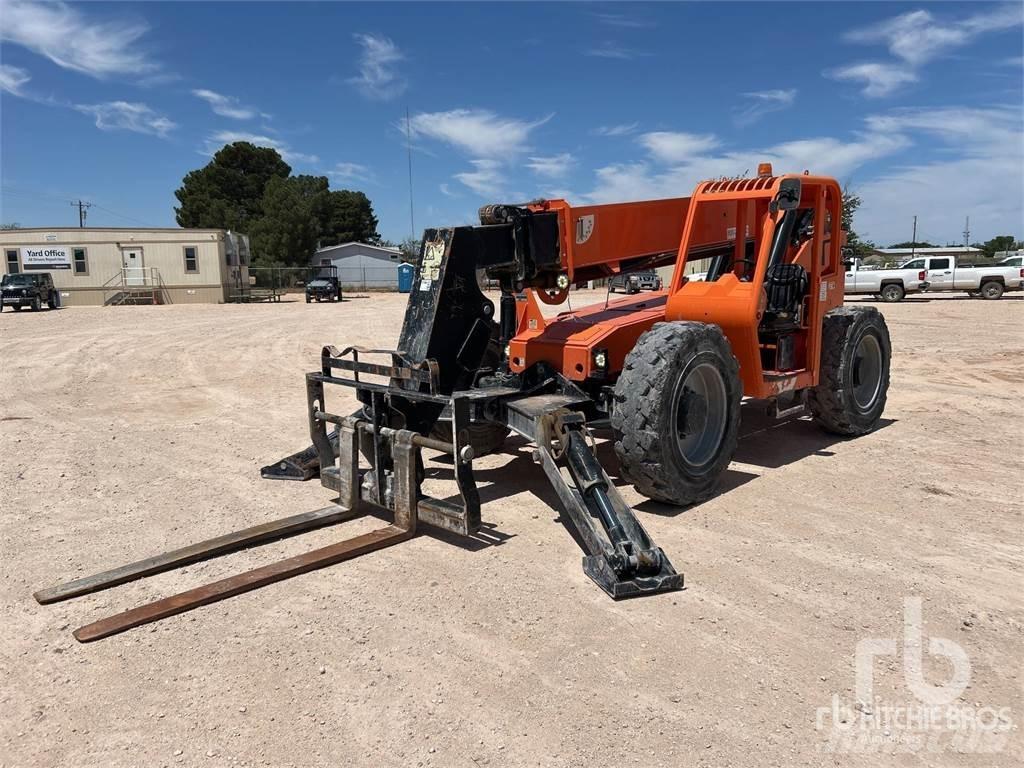 JLG 10042 Teleskoplastare