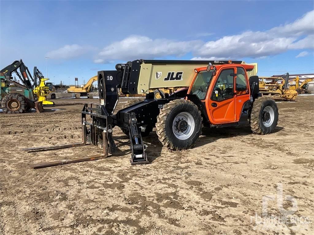 JLG 1055 Teleskoplastare