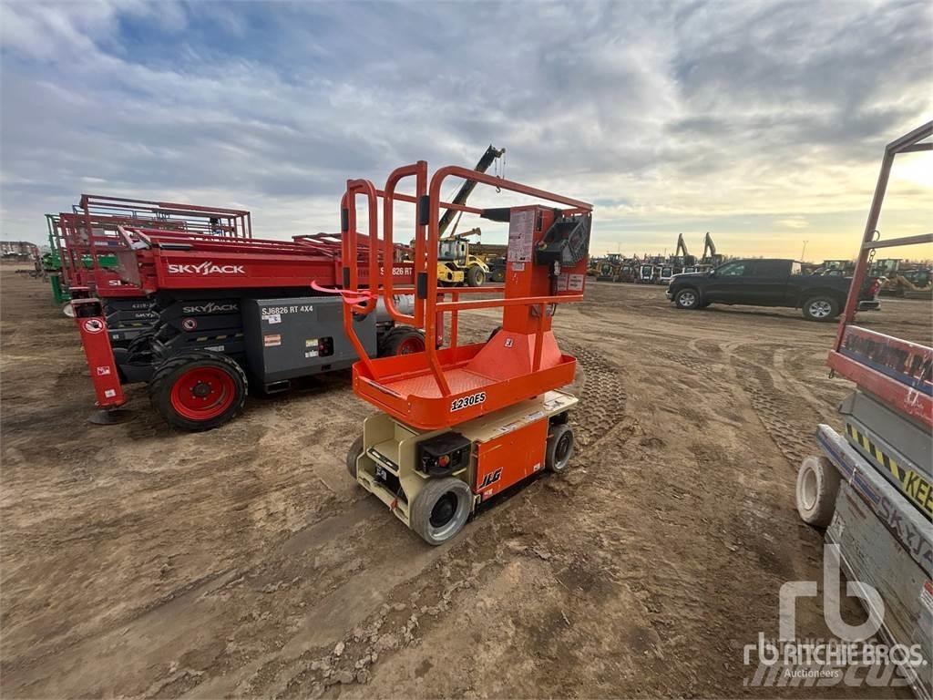 JLG 1230ES Bomliftar