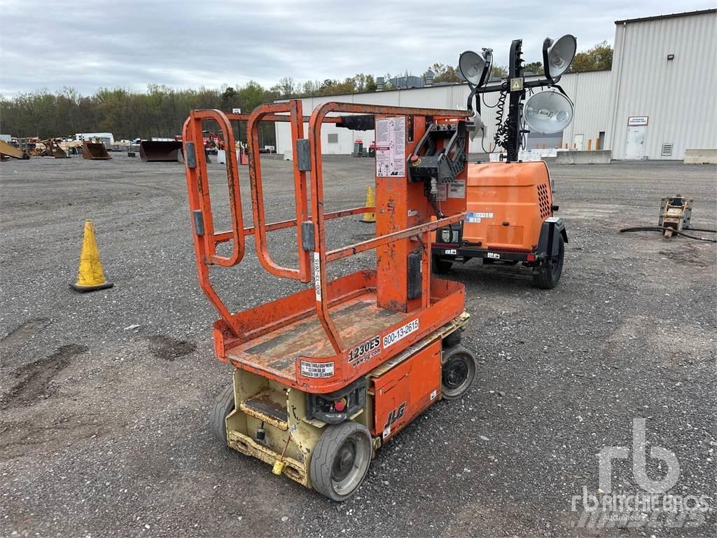 JLG 1230ES Bomliftar