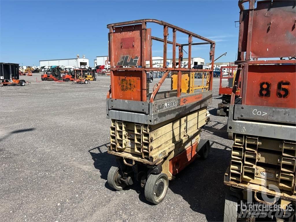 JLG 2630ES Saxliftar