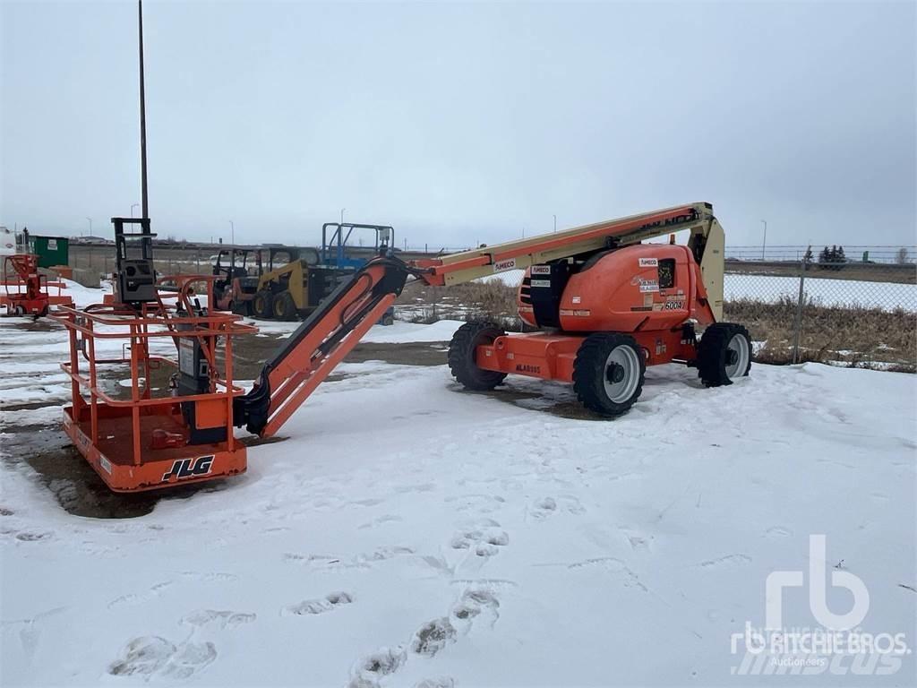 JLG 600AJ Bomliftar