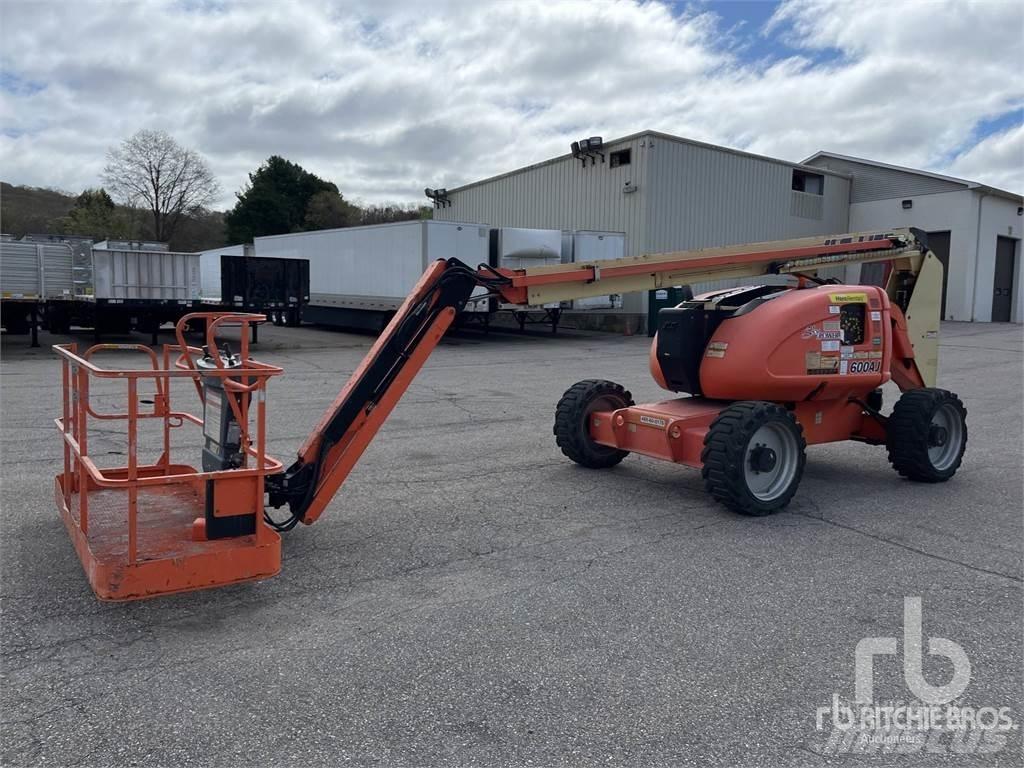 JLG 600AJ Bomliftar