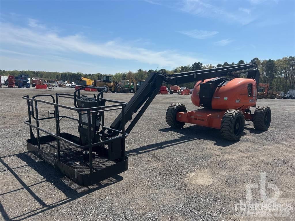 JLG 600AJ Bomliftar