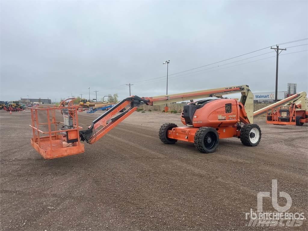 JLG 600AJ Bomliftar