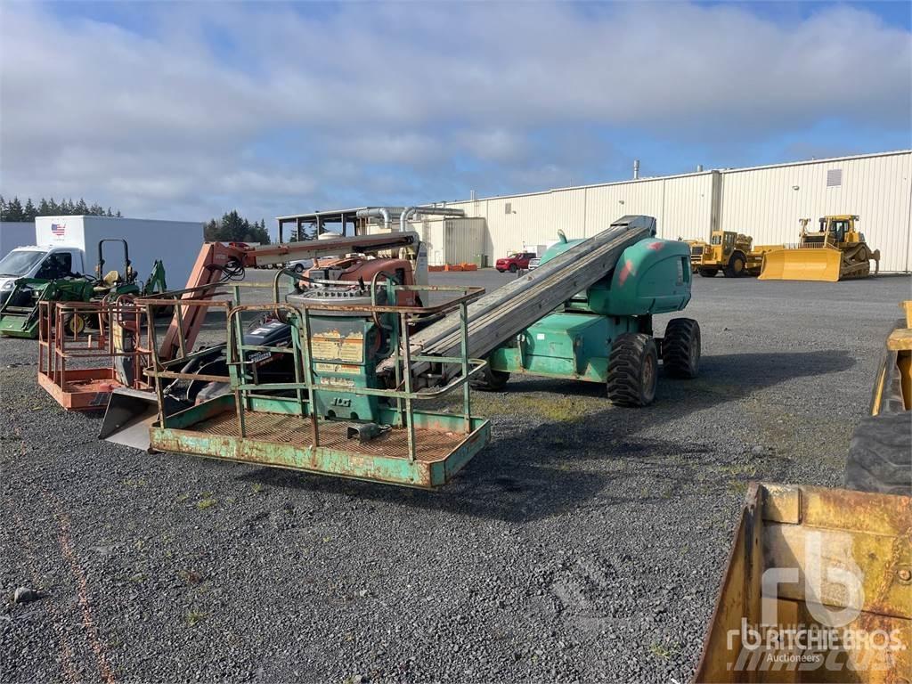 JLG 600S Bomliftar