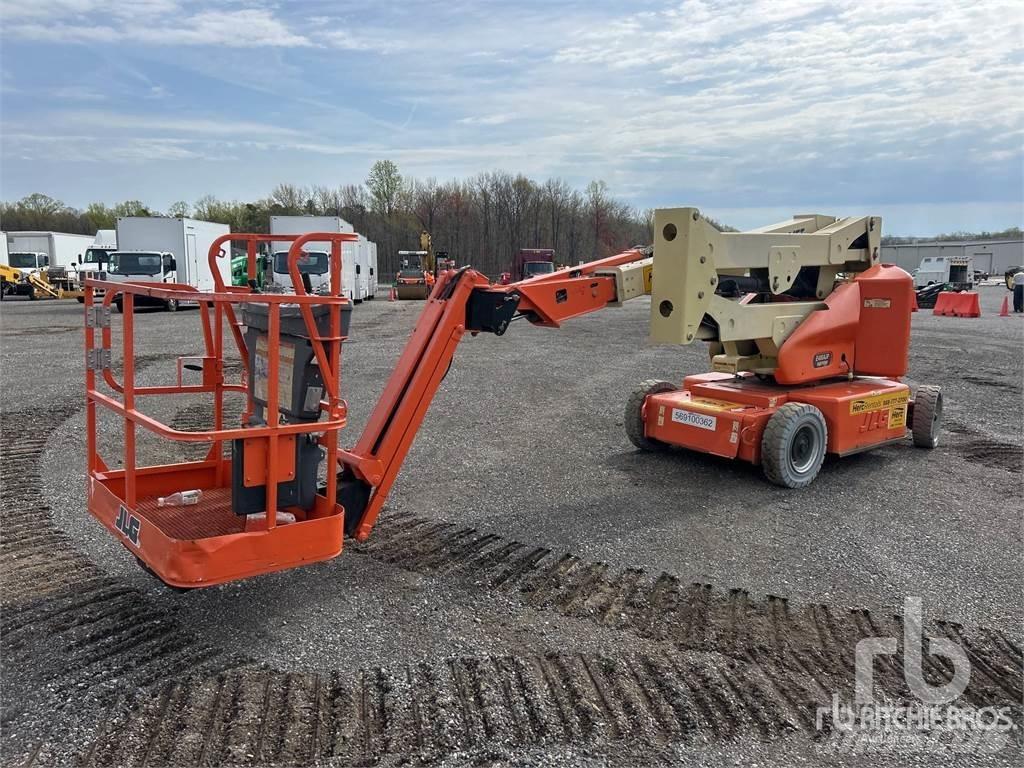 JLG E400AJPN Bomliftar